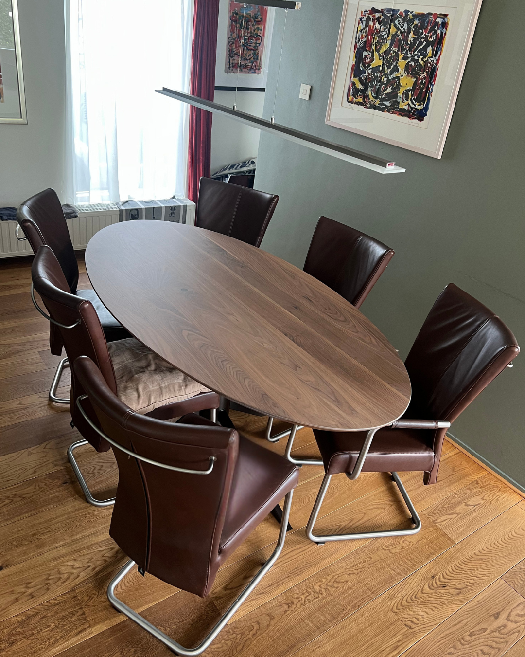 Ovaler Esstisch nach Maß