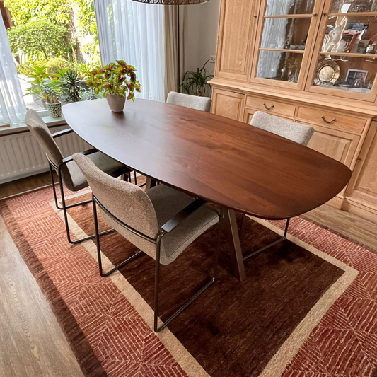 Dänischer ovaler Esstisch nach Maß